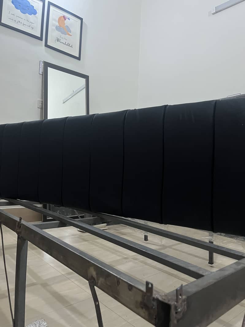 Bed King Size 1