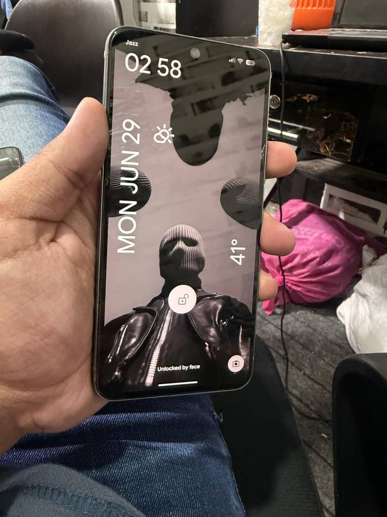 Google Pixel 8 3