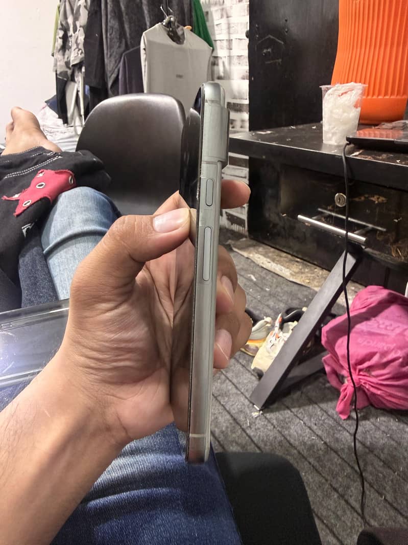 Google Pixel 8 6