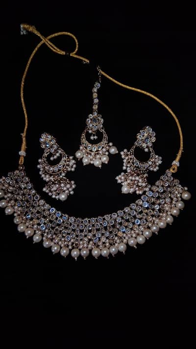 Indian set