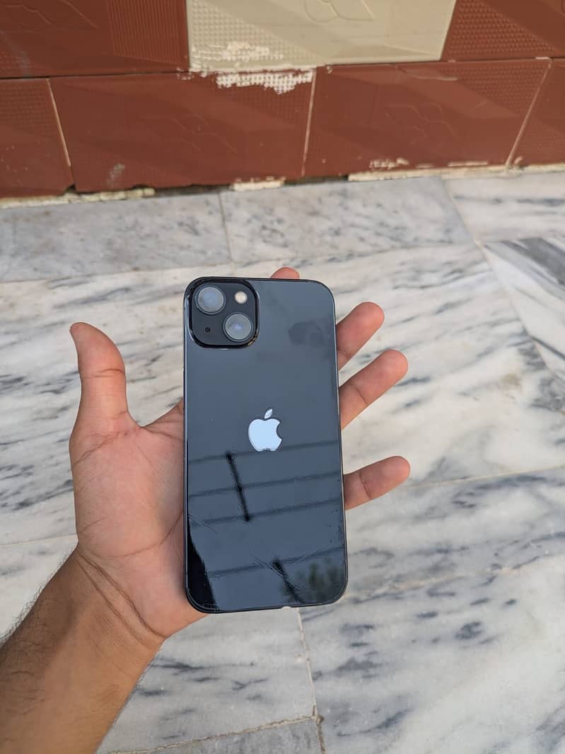 Apple iPhone 13 0