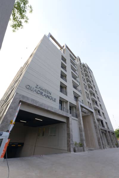 2928 Square Feet Penthouse For Sale In Zameen Quadrangle Lahore 11th Floor Swimming Pool View