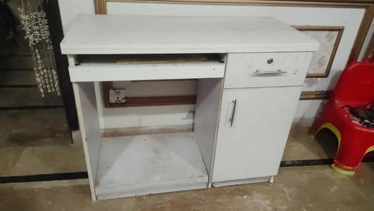 computer table + side table