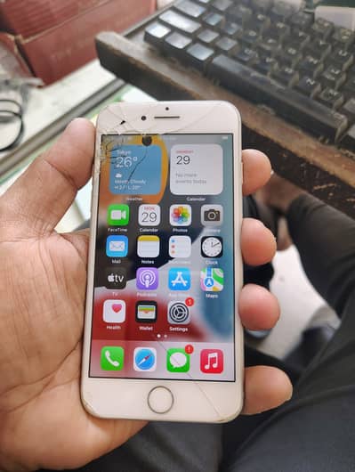 Apple iPhone 7 128gb Non PTA Just Panel Break Mint Condition With Chrg