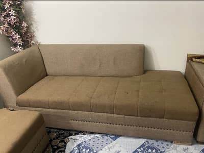 7 seater (3+2+2)