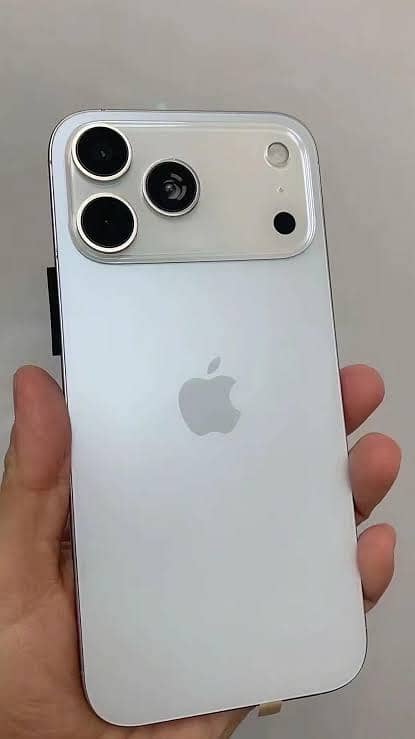 Apple iPhone 17 Pro 1