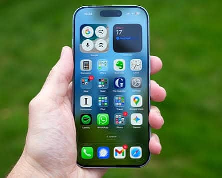 Apple iPhone 17 Pro 2