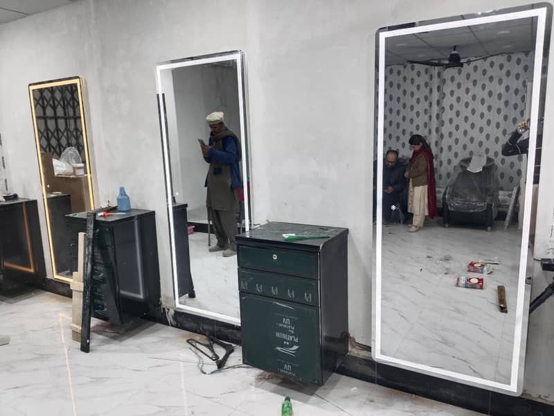 Led mirror 10