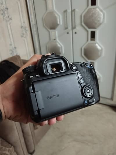 Canon EOS 70D DSLR Camera with 50mm Lens, Battery Grip & Canon Charger