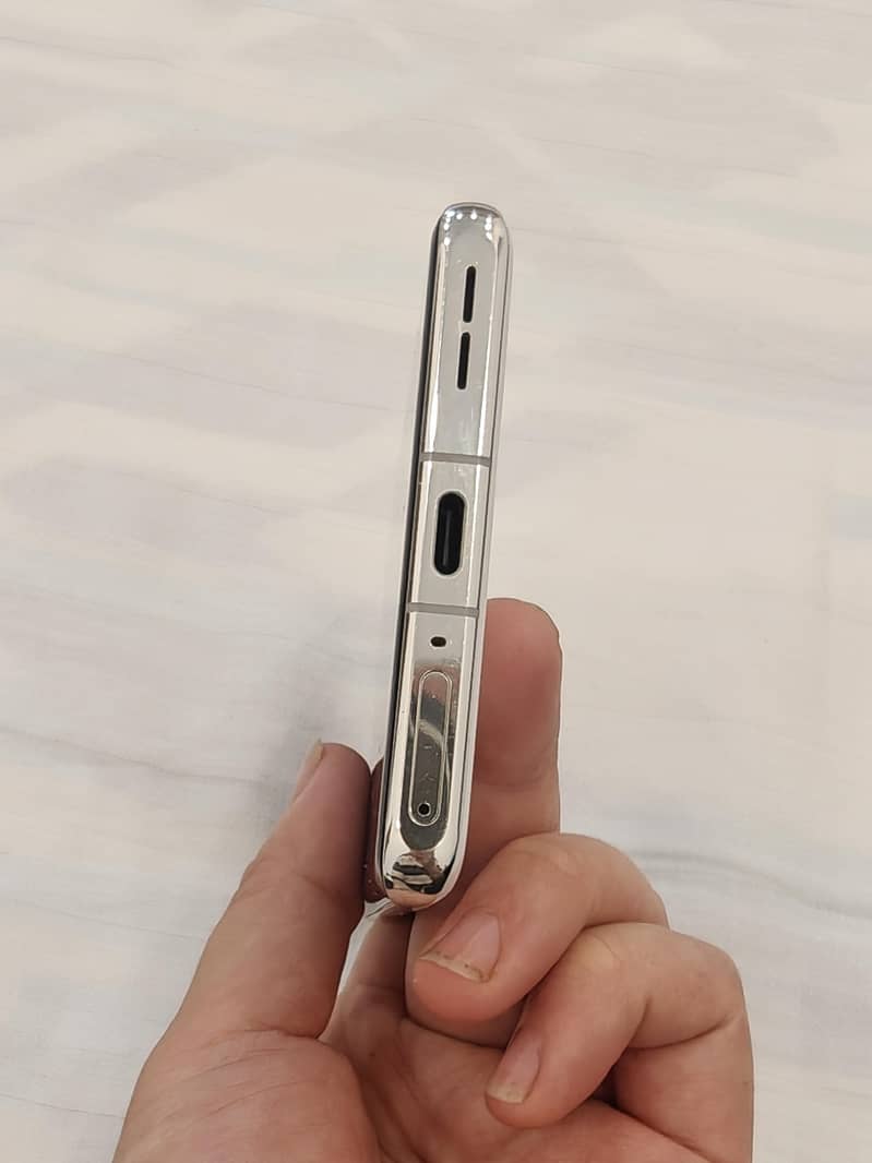 One Plus 12 5