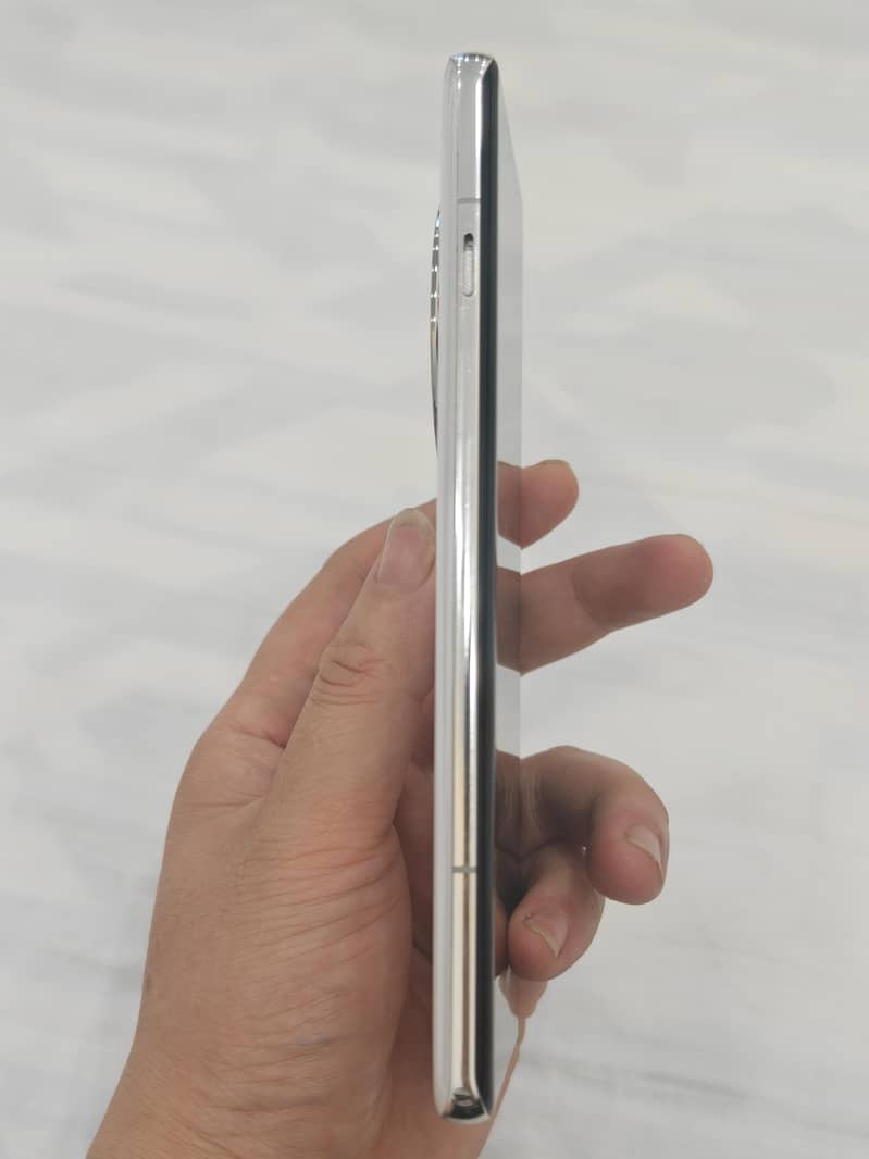 One Plus 12 8
