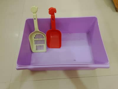 cat litter box with scoopers