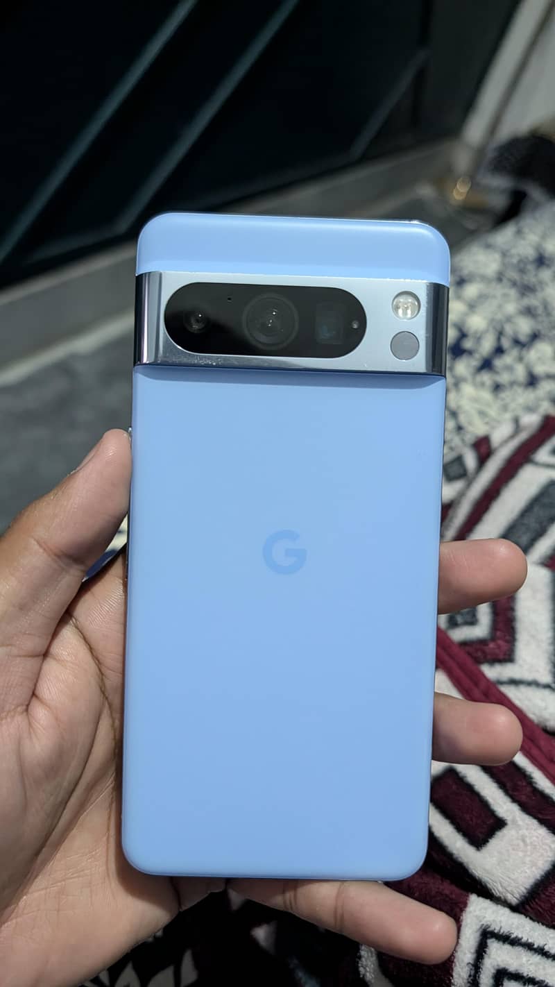 Google Pixel 8 Pro 0