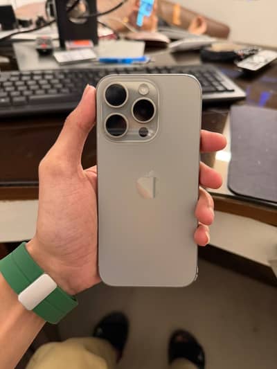 Apple iPhone 15 Pro