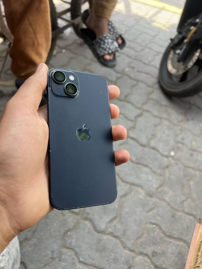 iPhone 13 2