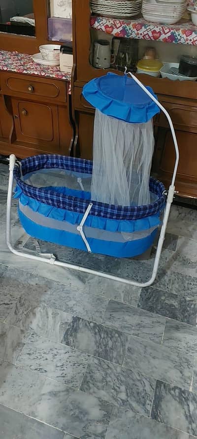 Baby swing