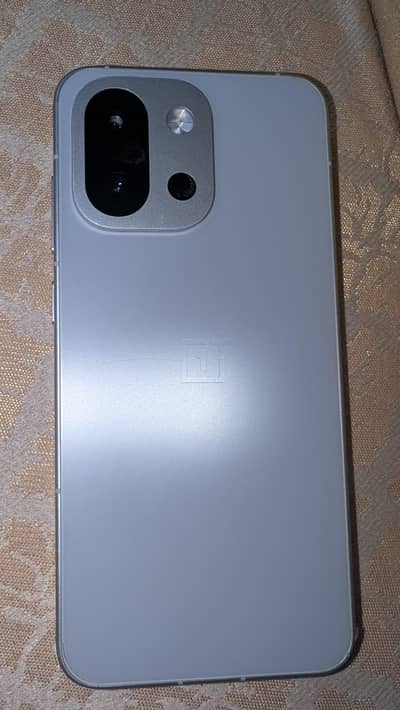 One Plus 13R
