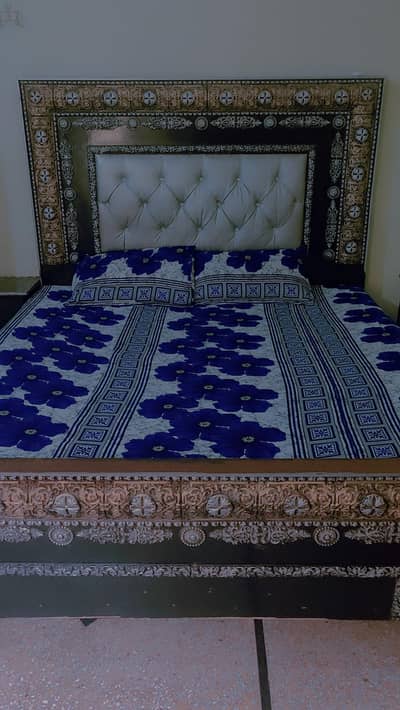 KING SIZE BED 10 BY 9