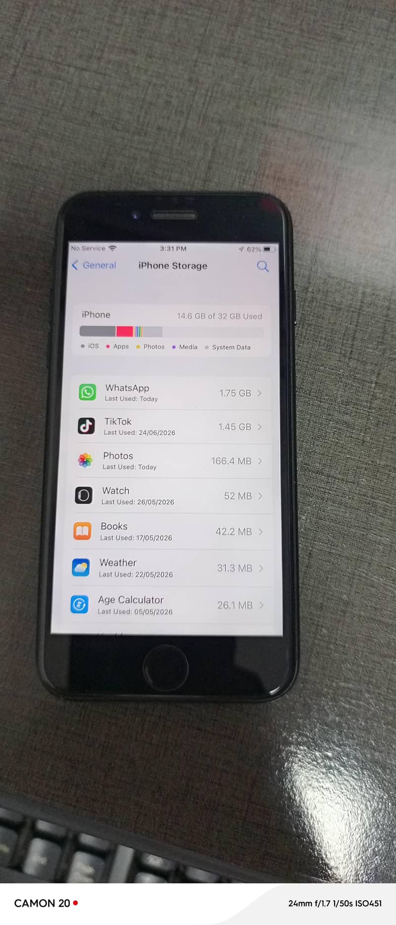 Apple iPhone 7 2