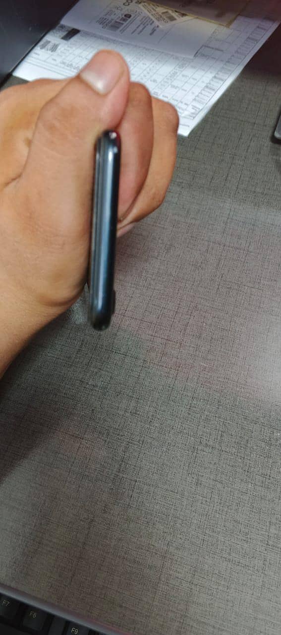 Apple iPhone 7 4