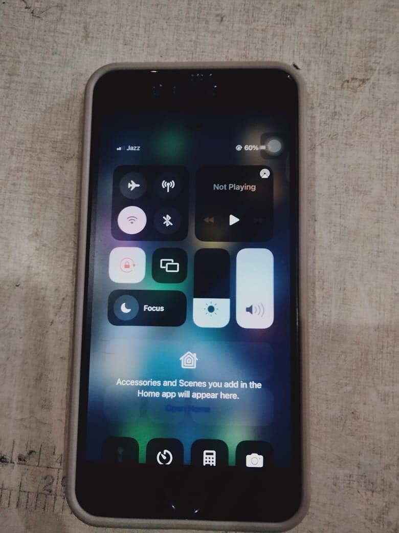 Apple iPhone 7 Plus 2