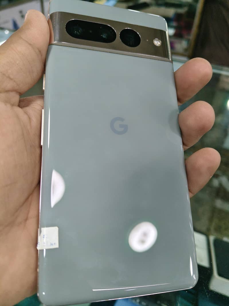 Google Pixel 7 Pro 2