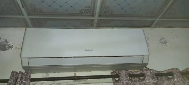 Gree 1.5 ton Inverter