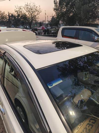 car available for Pakistan tour