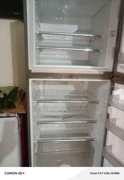 Dawlance refrigerator in good condition