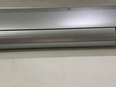 Gree 1.5 Ton Split AC in Good Condition