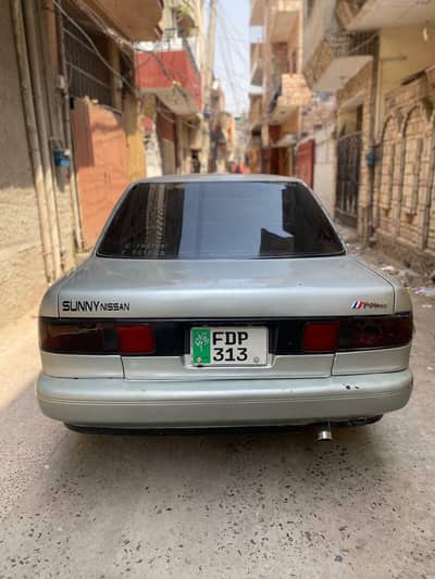 Nissan Sunny 1993