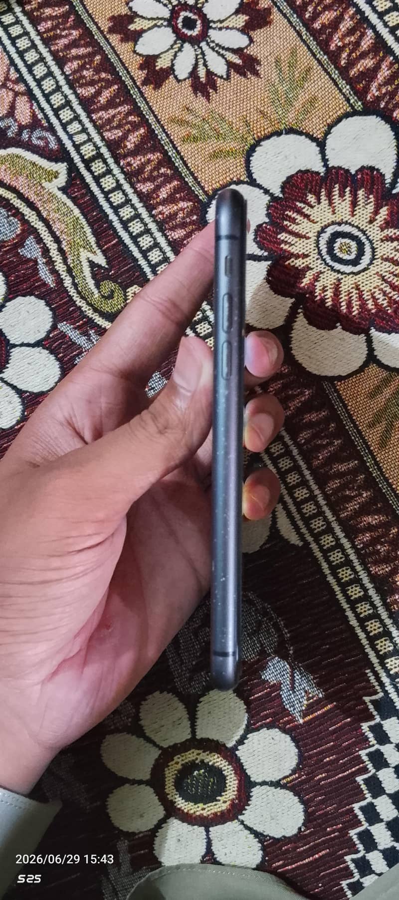 Apple iPhone 11 3