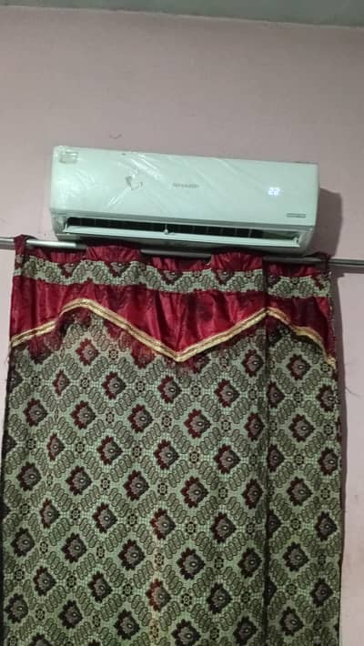 sharp inverter ac in good 10/10 condition  all ok