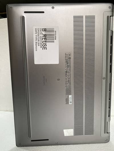 Dell 7450 Ultra 7450 135U