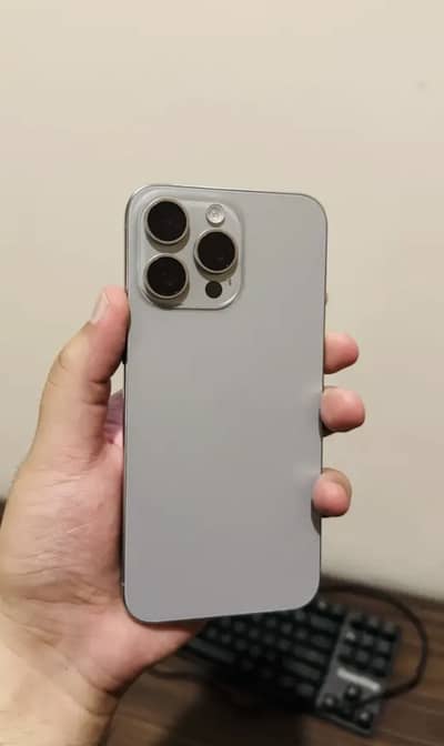 Apple iPhone 15 Pro Max