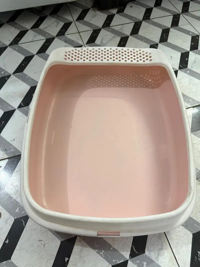 litter boxes for sale — photo 2