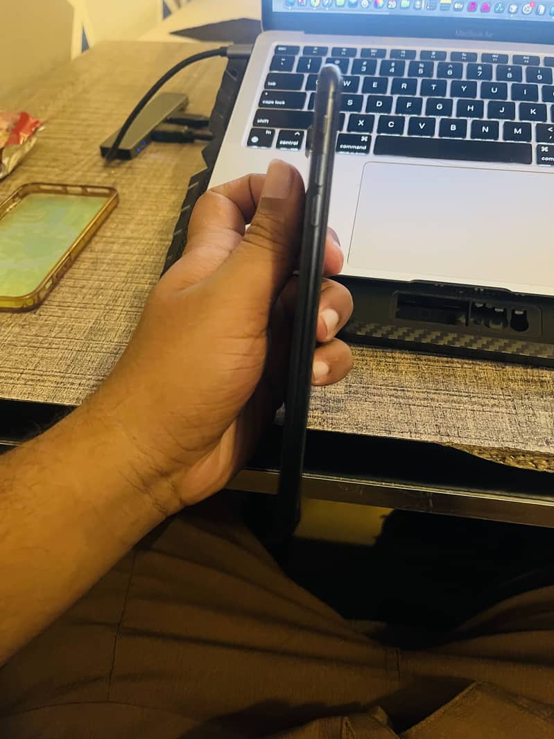 Apple iPhone 7 Plus 3