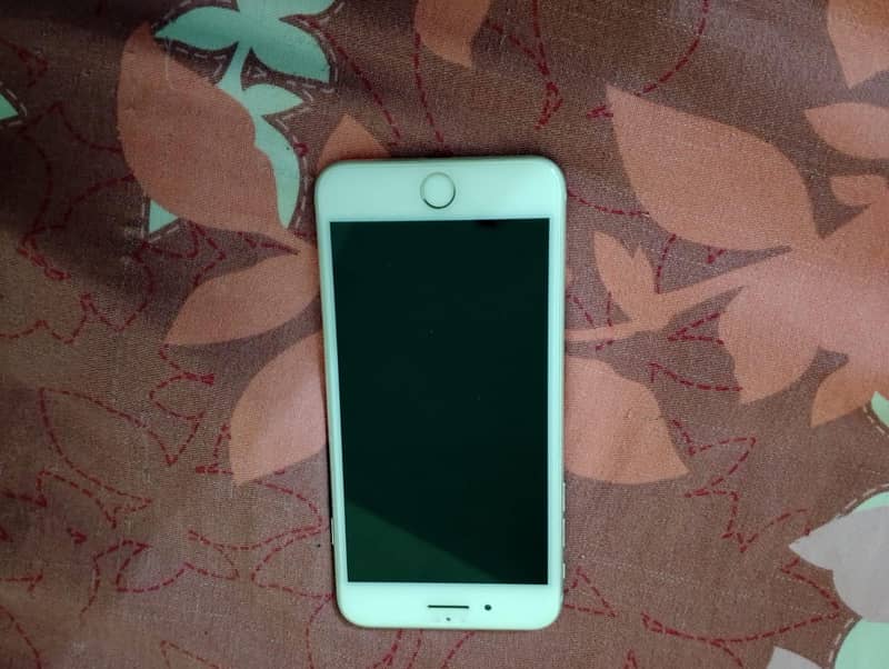 Apple iPhone 7 Plus 4