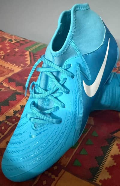Nike phantom luna original with bag up for a lucky grab!