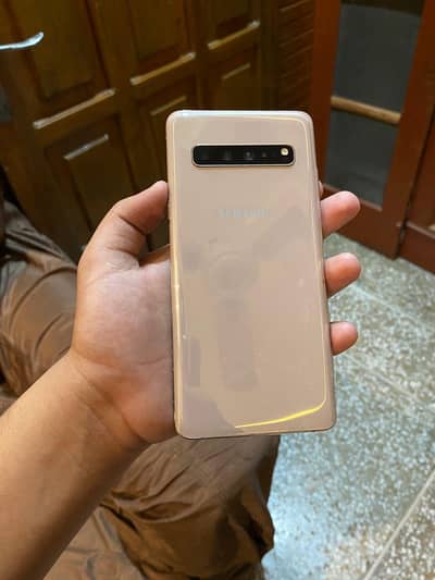 Samsung galaxy s105g pta approved 8/256 neat and Clean 10/10