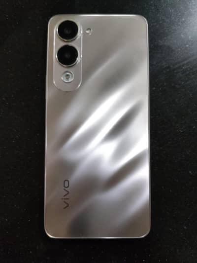 Vivo Y04