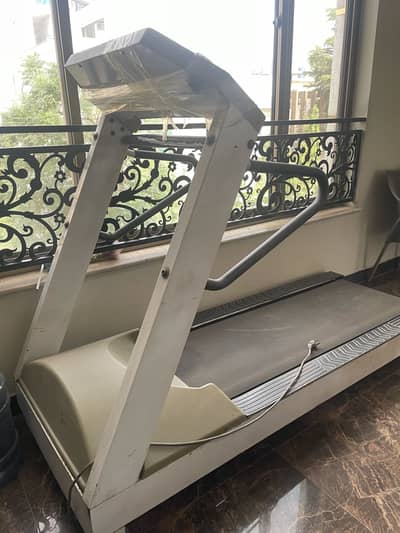 Commercial Motorized Treadmill XG-9900 – Fully Working | Heavy Duty