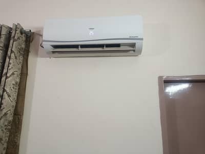 Haier 1.5 ton Inverter AC
