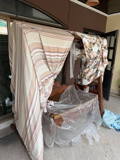 Chinioti Wooden Jhula