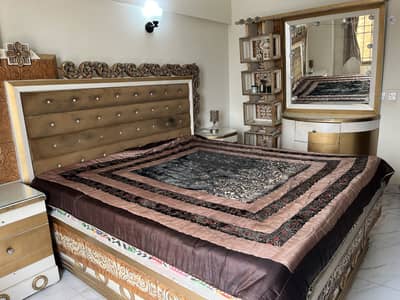 Deco lasani wood luxury bedroom set