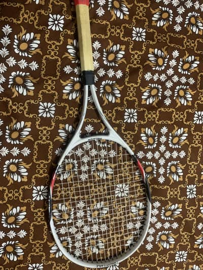 Tennis bat