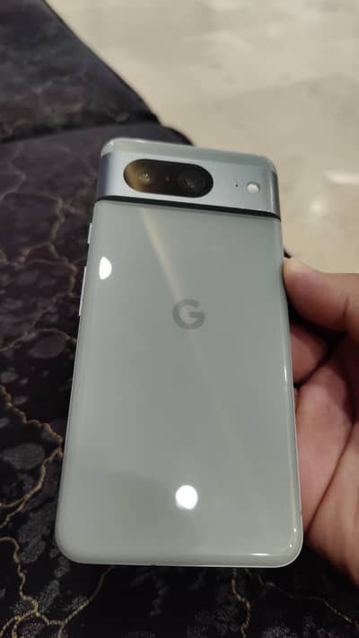 Google Pixel 8 - Immaculate Condition