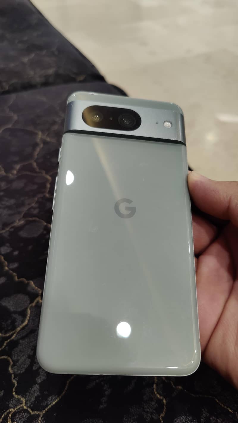 Google Pixel 8 - Immaculate Condition 0