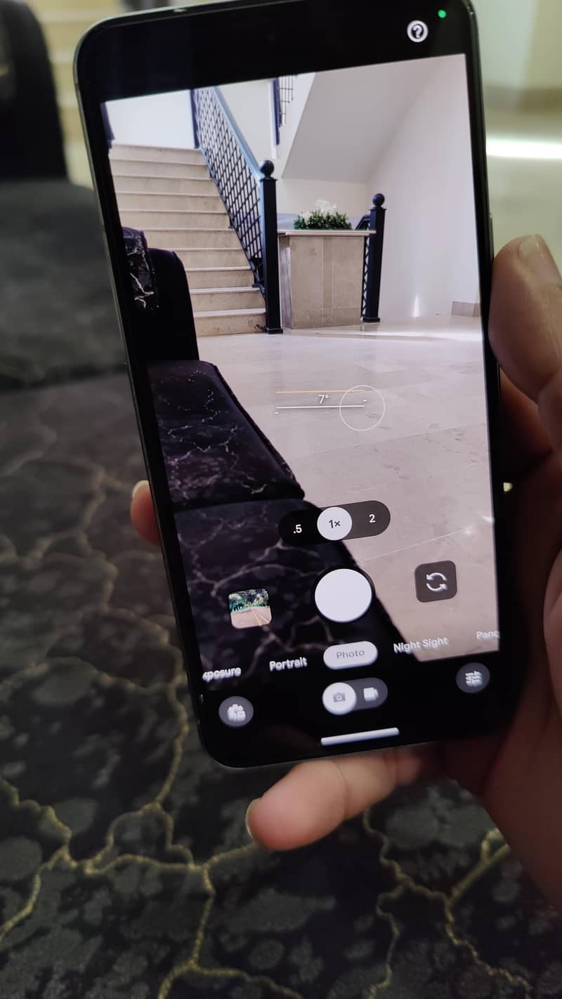 Google Pixel 8 - Immaculate Condition 5