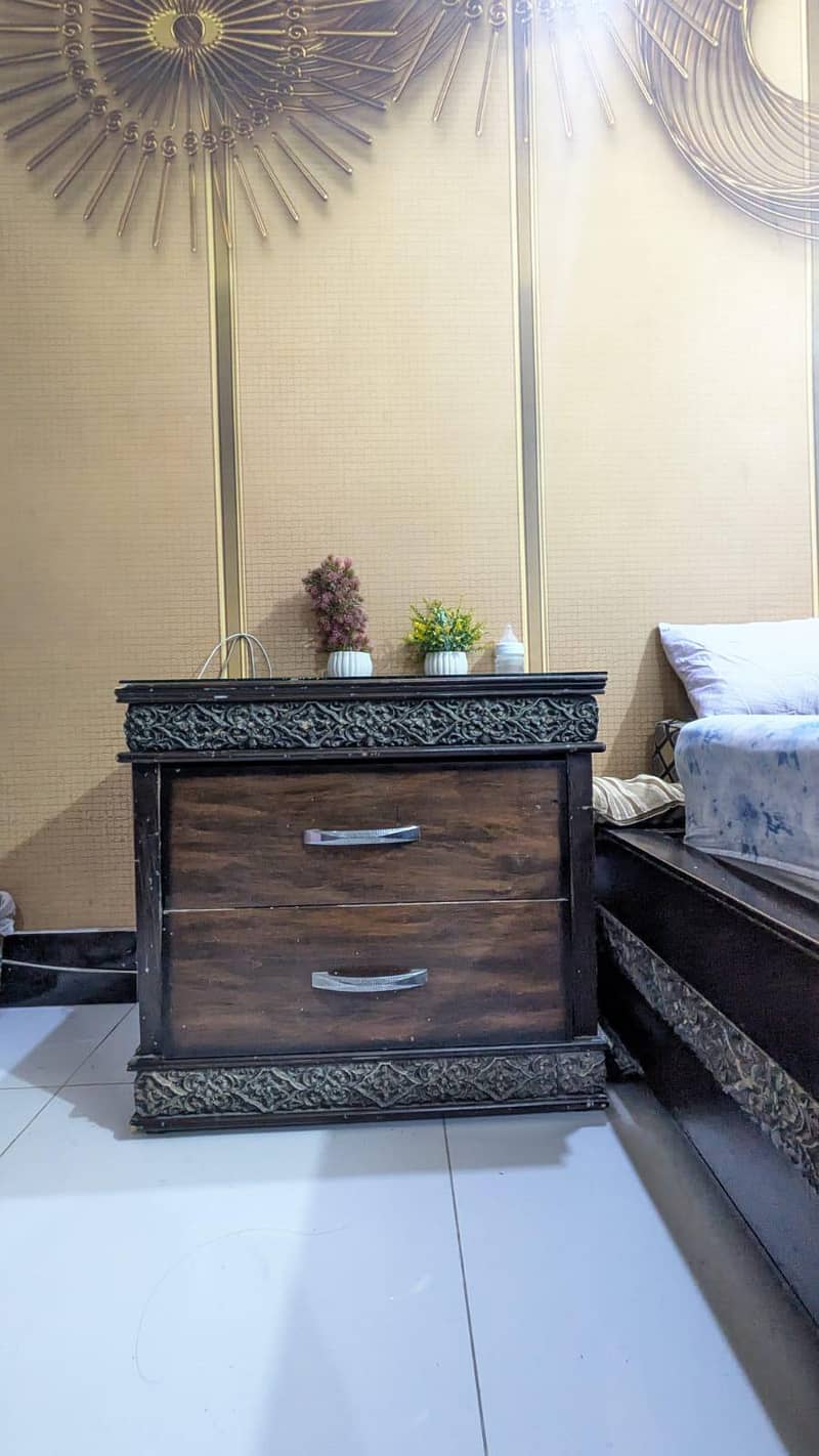 Branded bed set 2